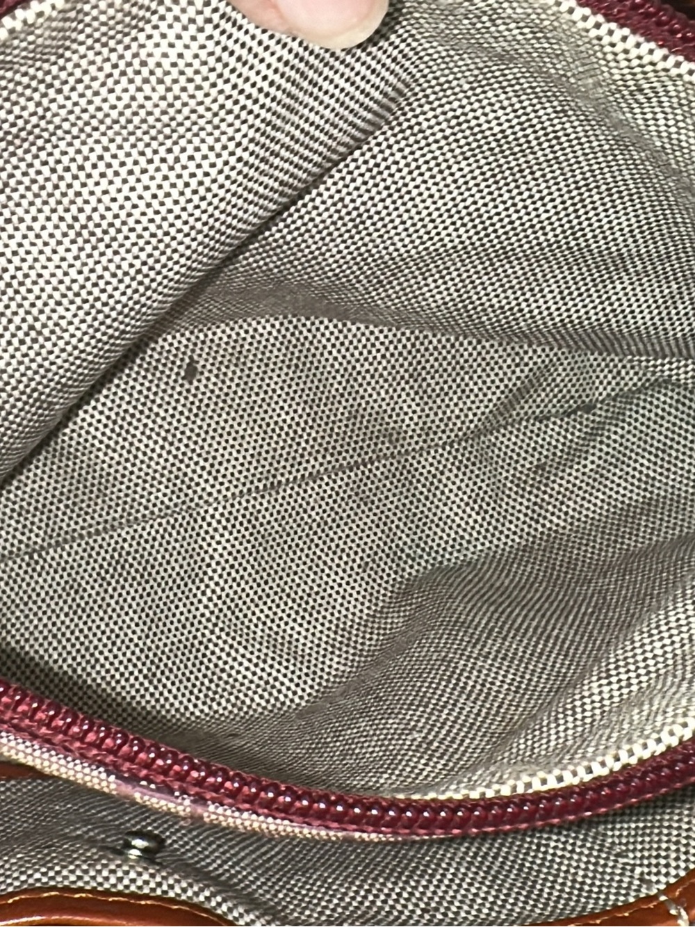 Dooney & Bourke Monogram
Canvas & Leather Satchel NEEDS CLEANING INSIDE (bags21) - Picture 15 of 16